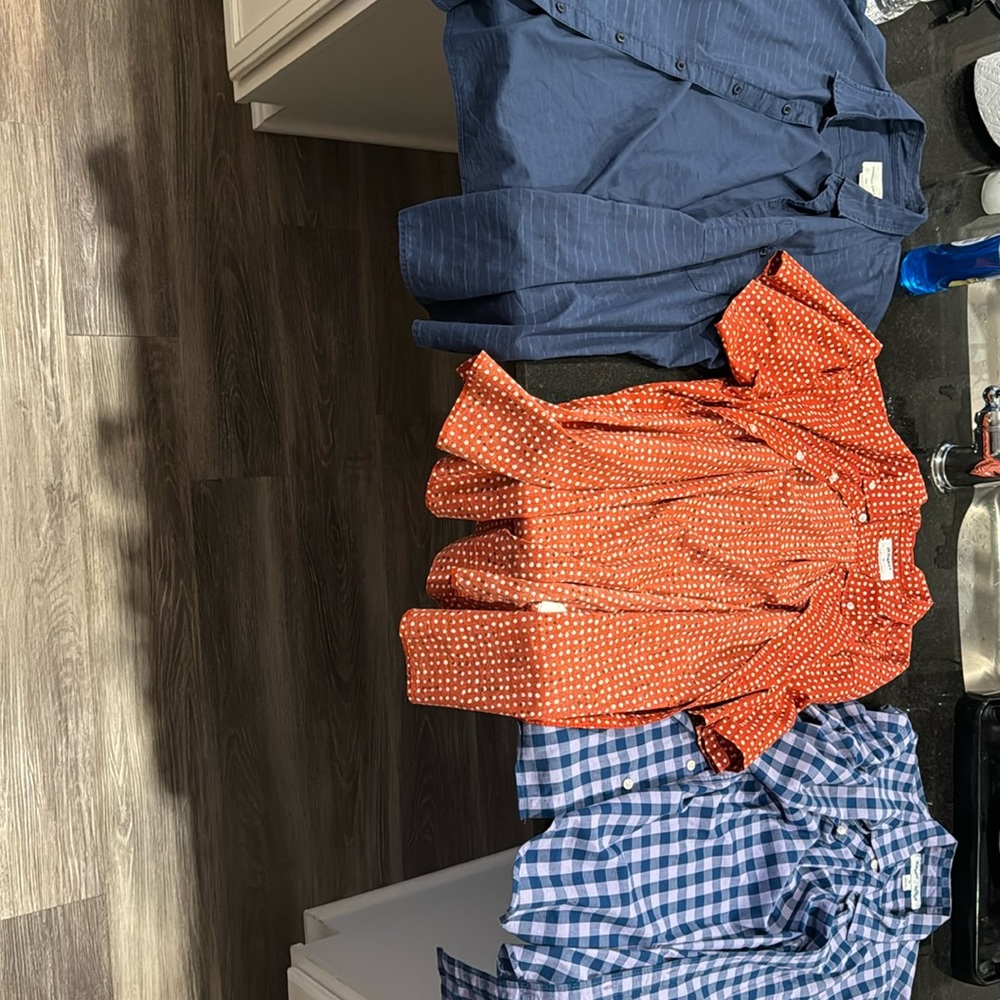American Eagle, Old Navy - Short-sleeve, collared, button down